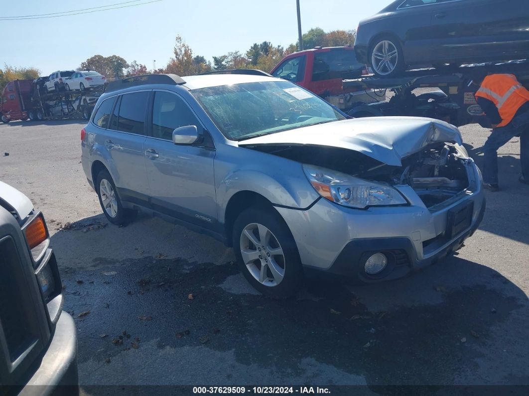 SUBARU OUTBACK 2013