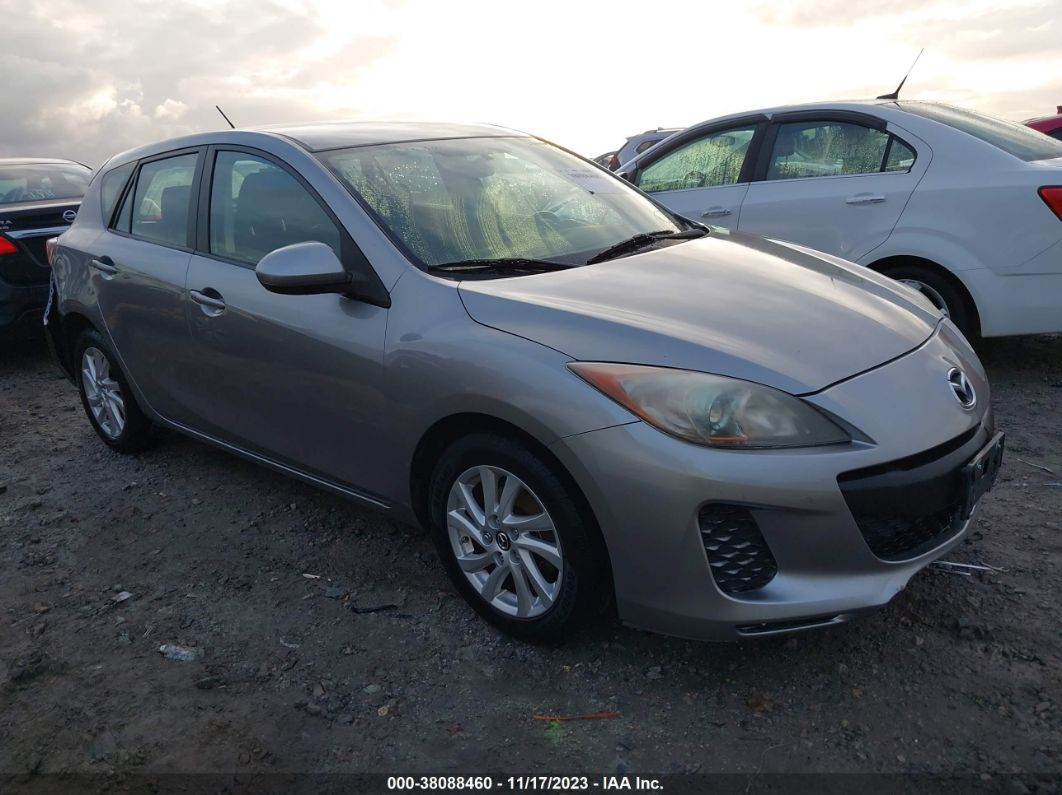 MAZDA MAZDA3 2013