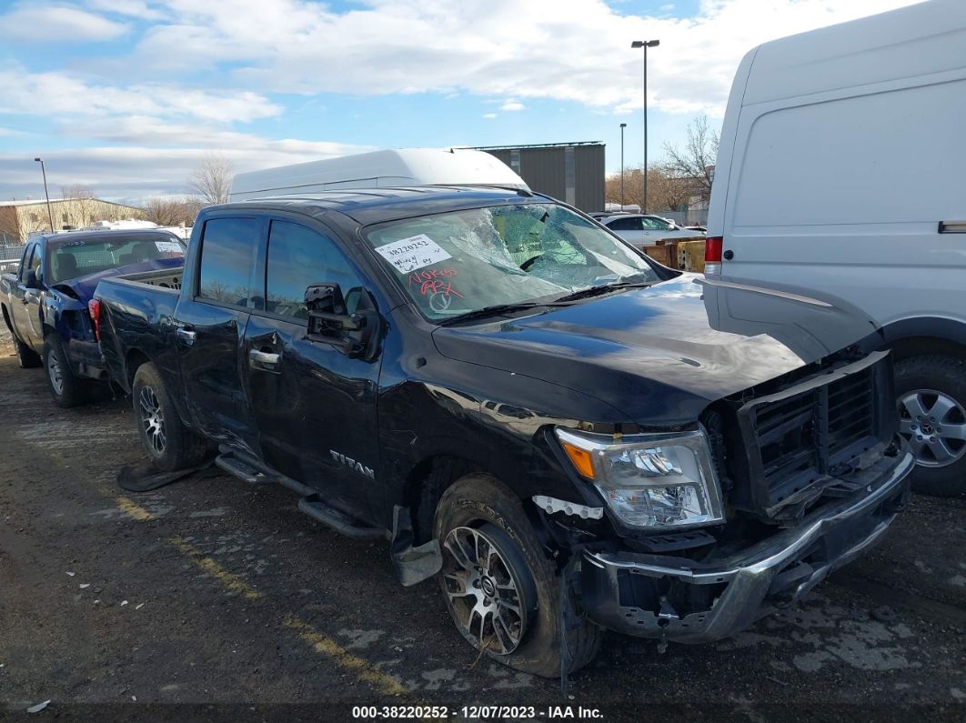 NISSAN TITAN 2021