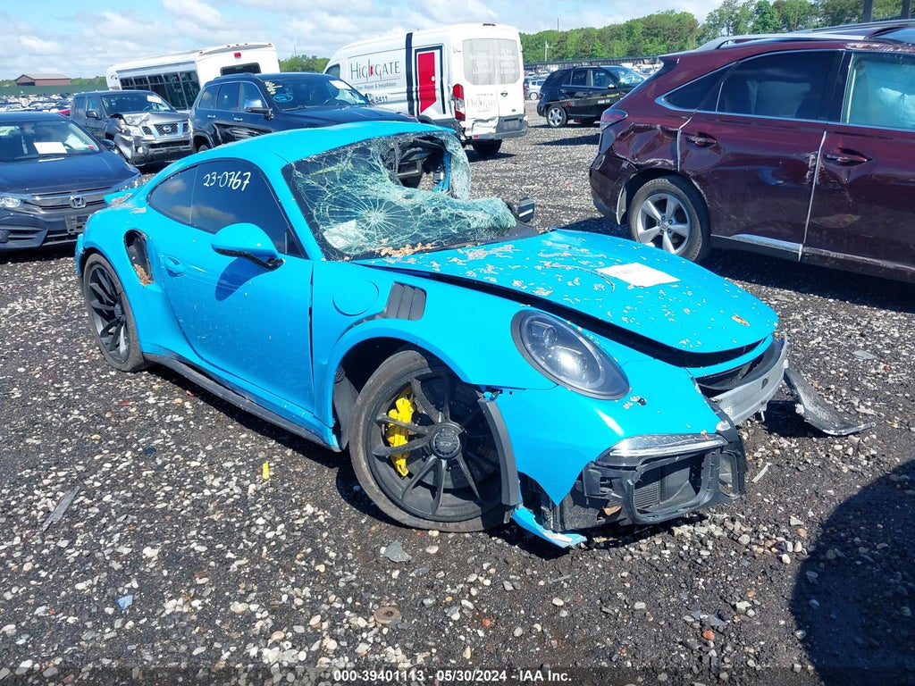 2016 PORSCHE 911