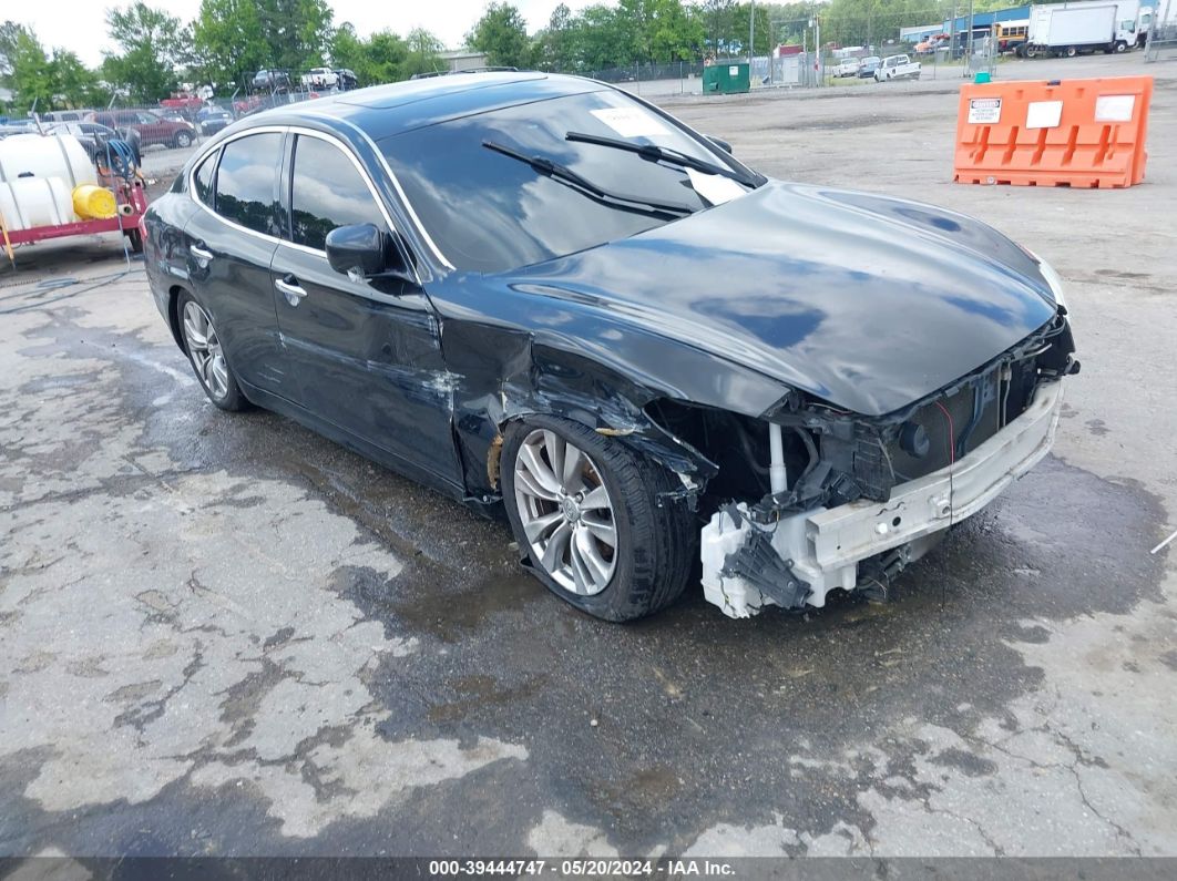 INFINITI M37 2012