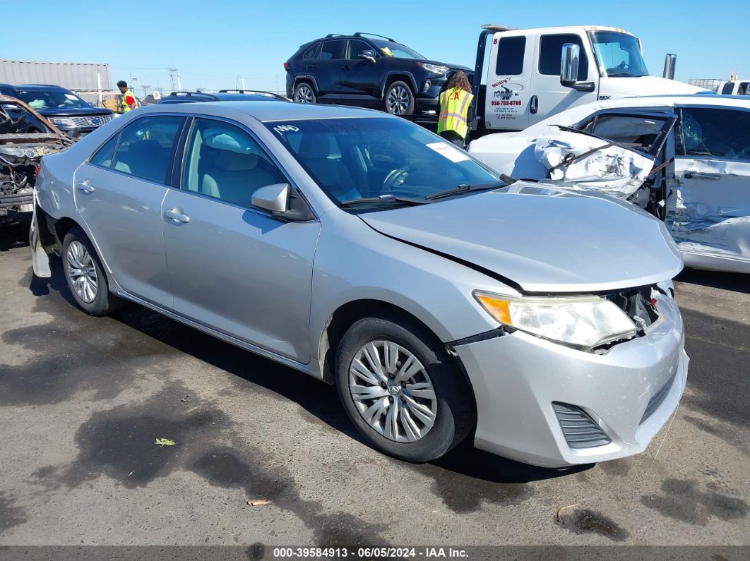 TOYOTA CAMRY 2012