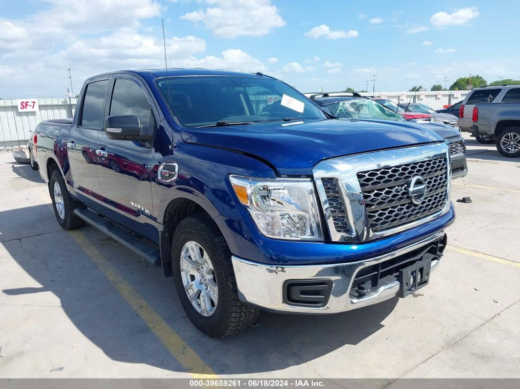 NISSAN TITAN 2017