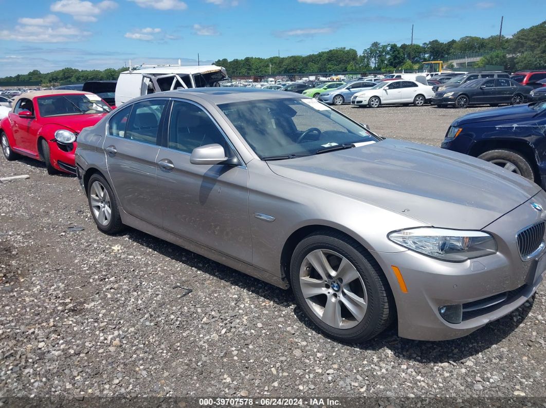 BMW 528I 2011