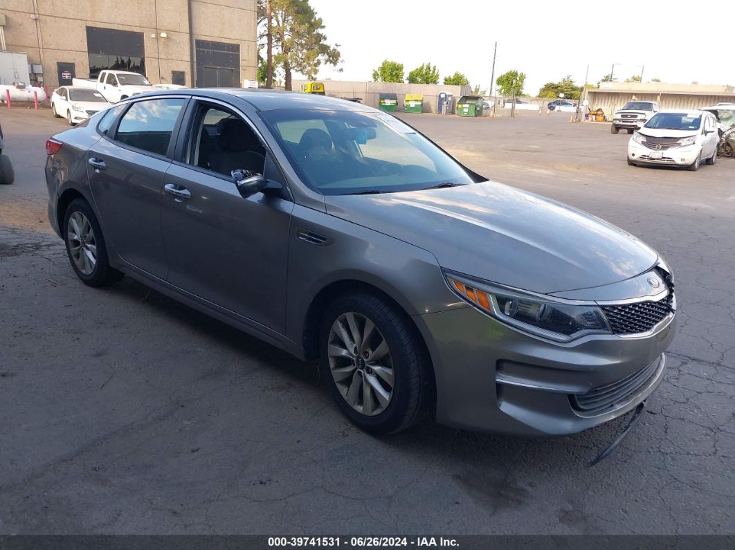 KIA OPTIMA 2017