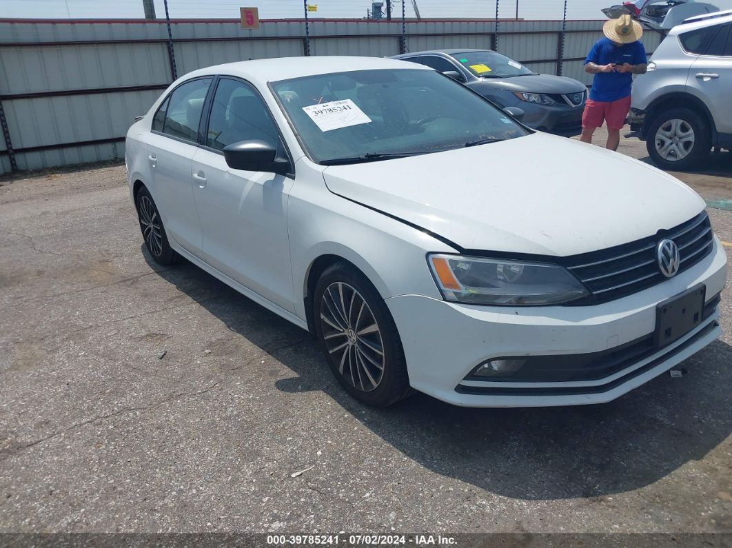 VOLKSWAGEN JETTA 2016