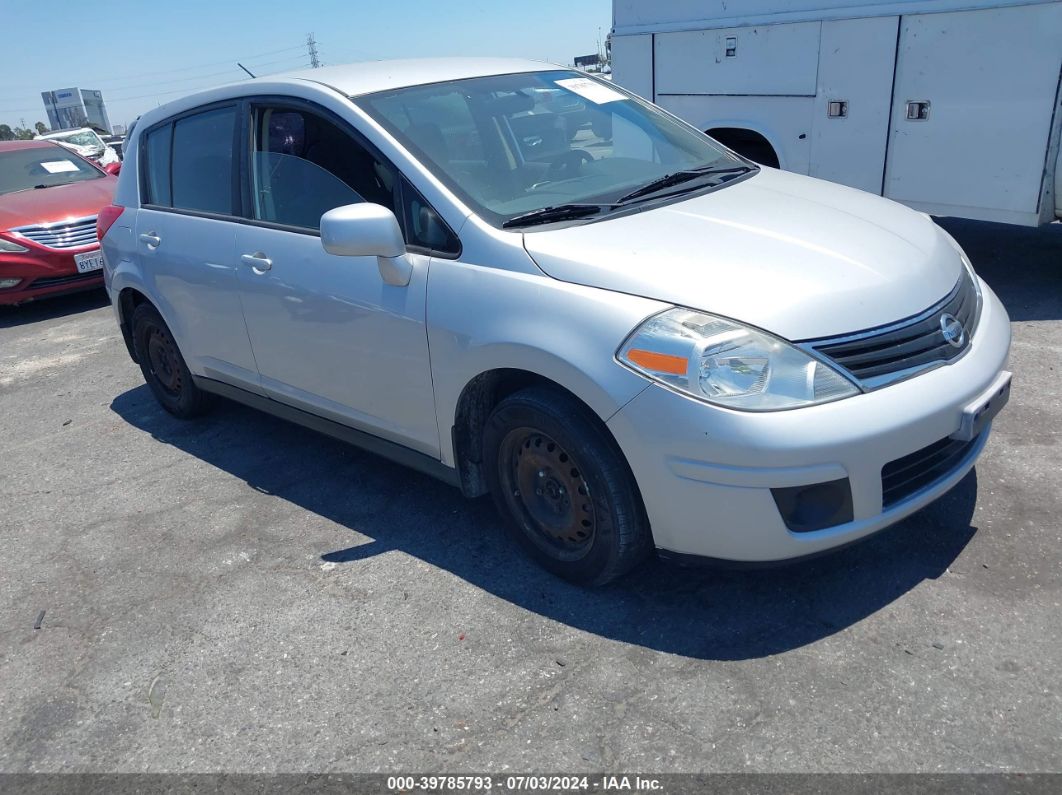 NISSAN VERSA 2010