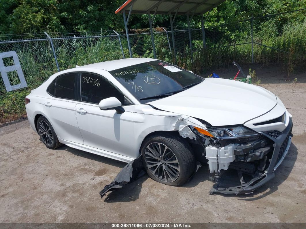 TOYOTA CAMRY 2019