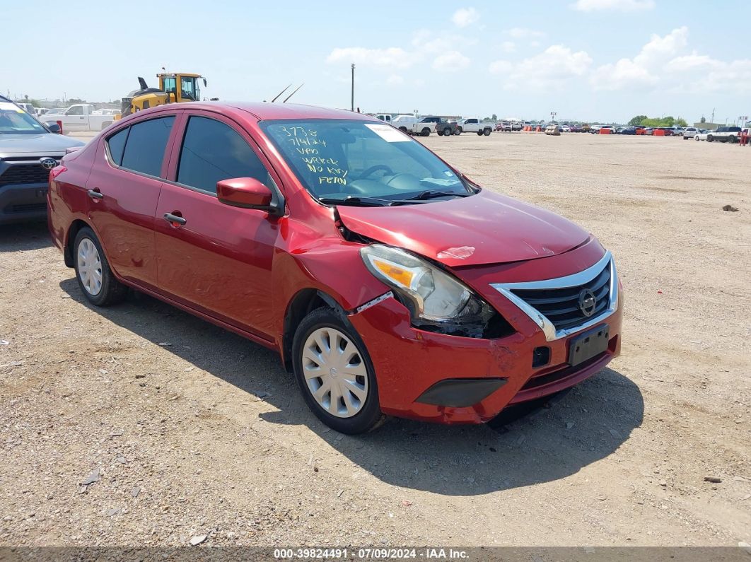 NISSAN VERSA 2017