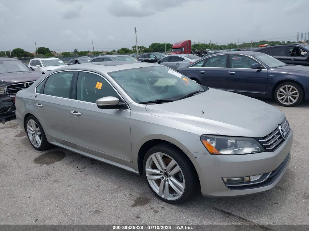 VOLKSWAGEN PASSAT 2014