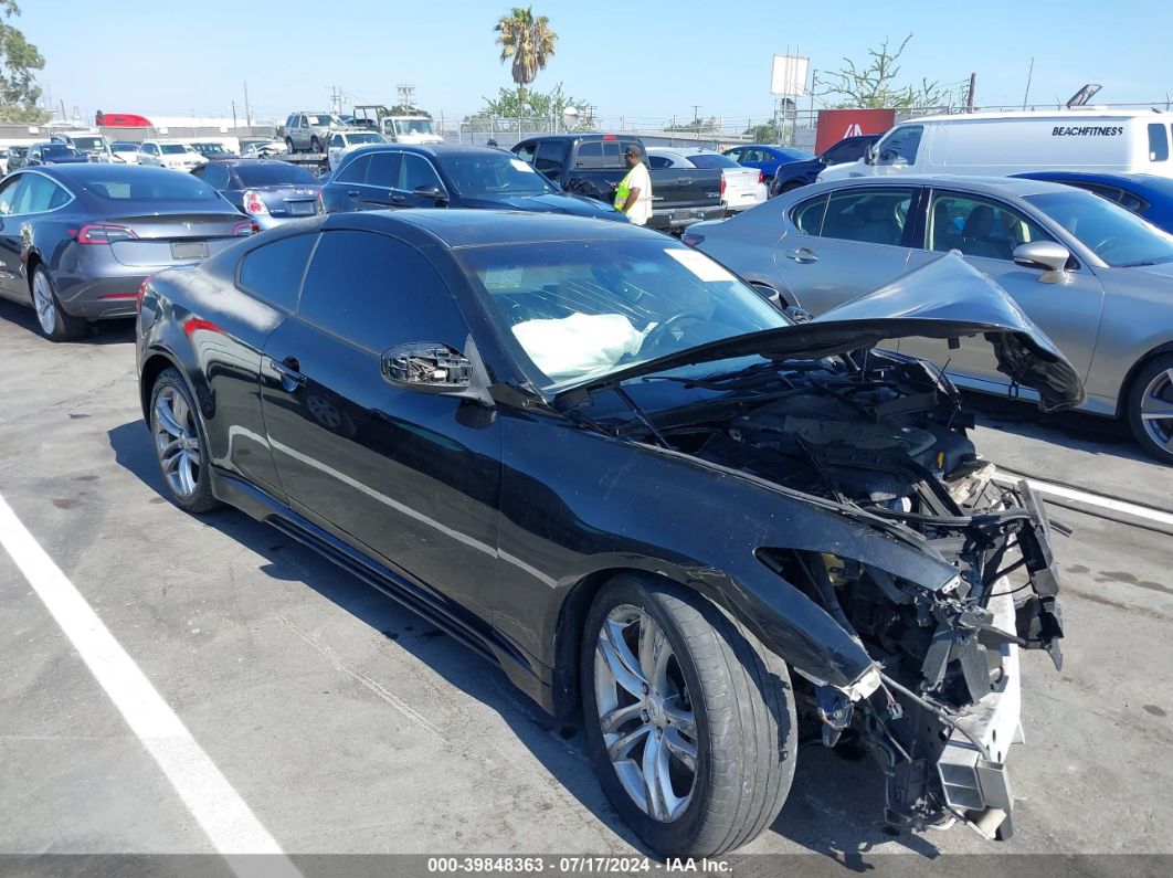 INFINITI G37 2010