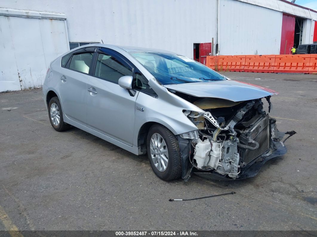 TOYOTA PRIUS PLUG-IN 2012