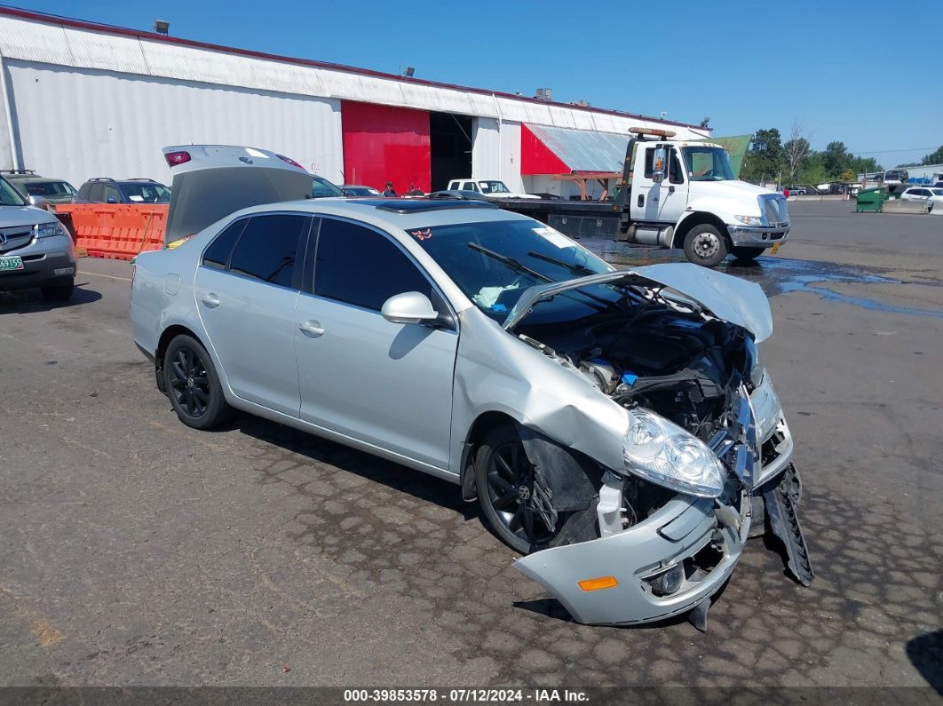 VOLKSWAGEN JETTA 2010