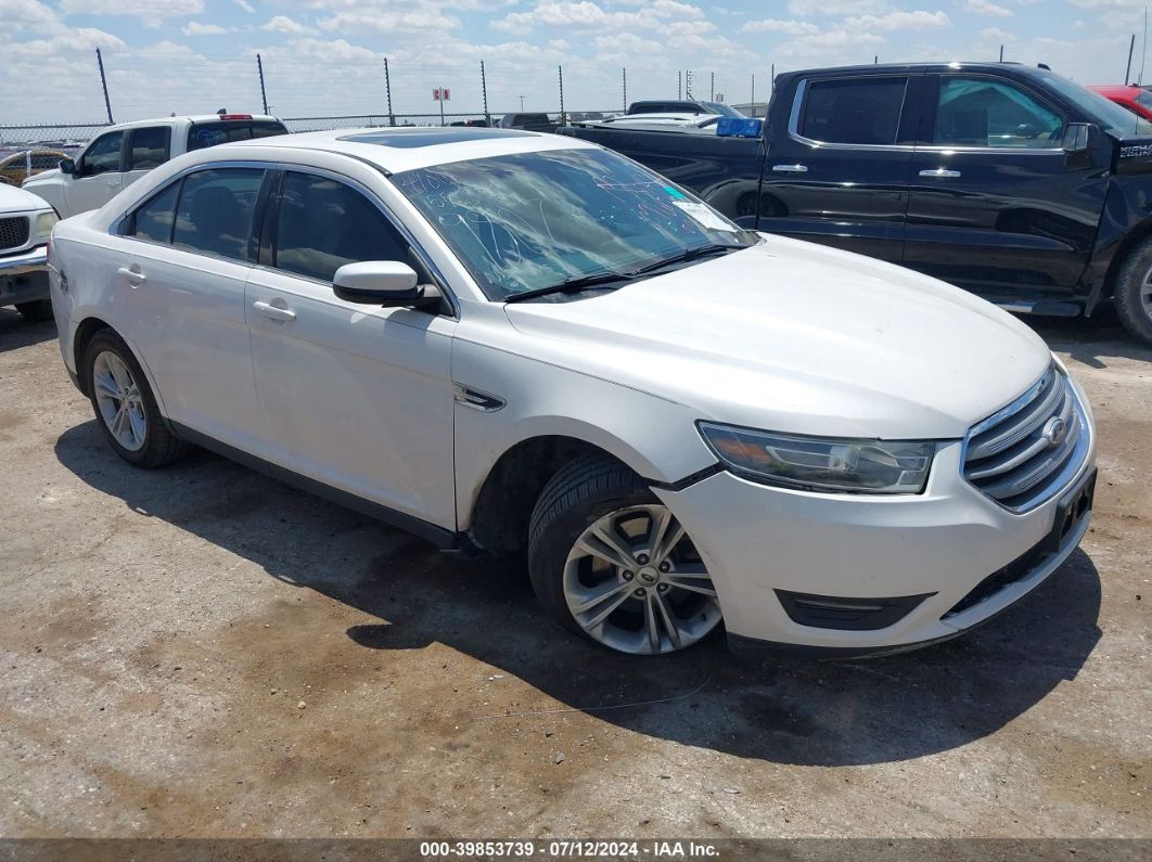 FORD TAURUS 2015