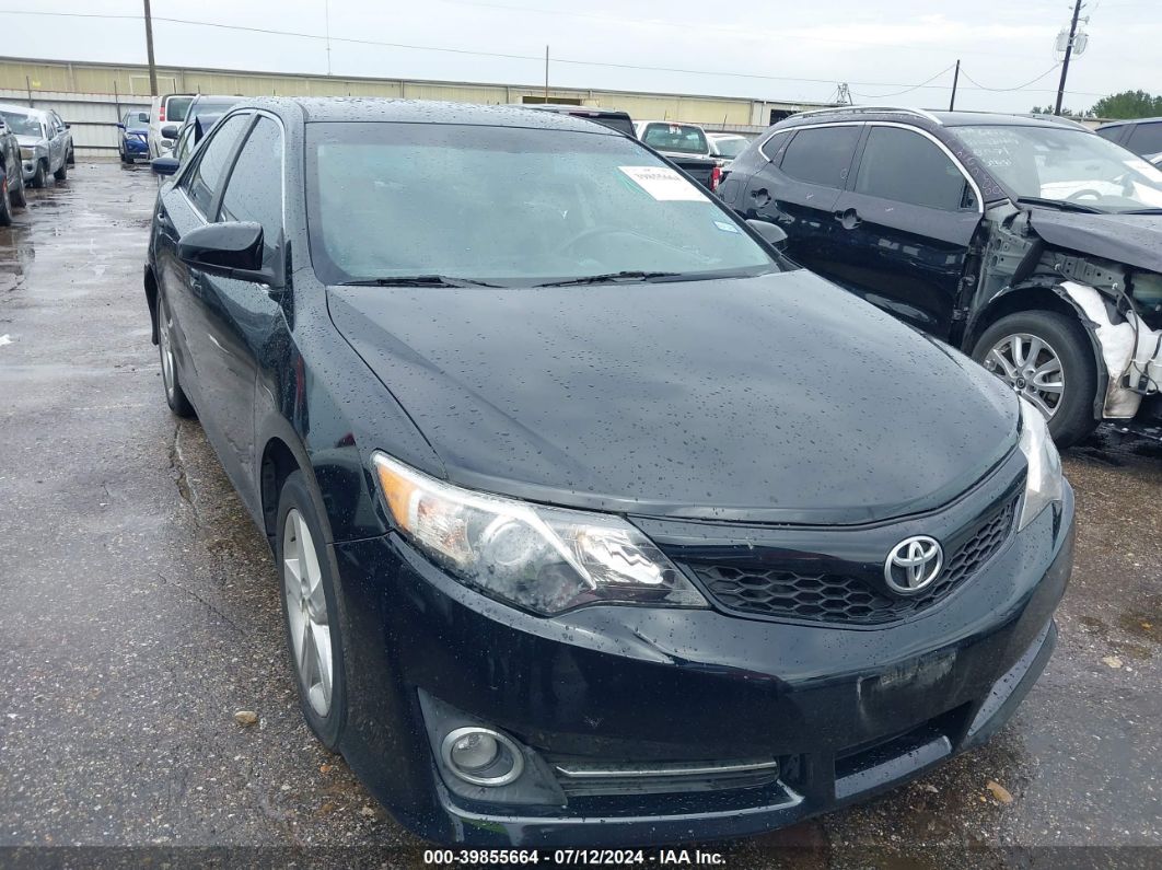 TOYOTA CAMRY 2013