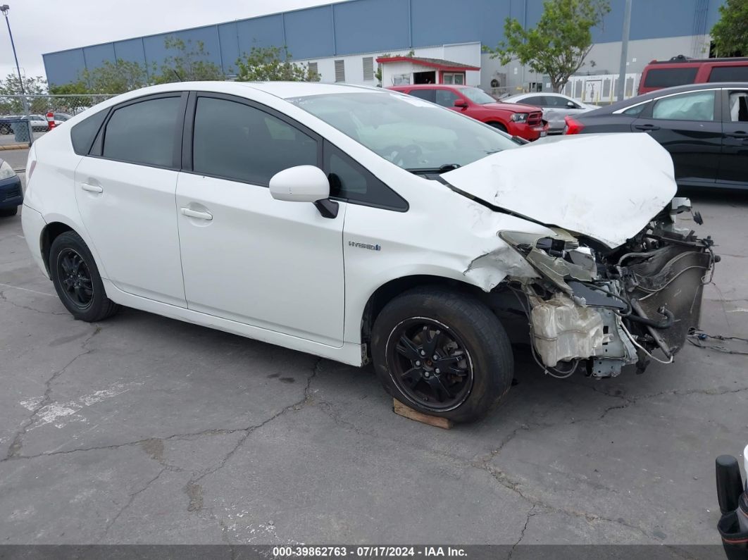 TOYOTA PRIUS 2013