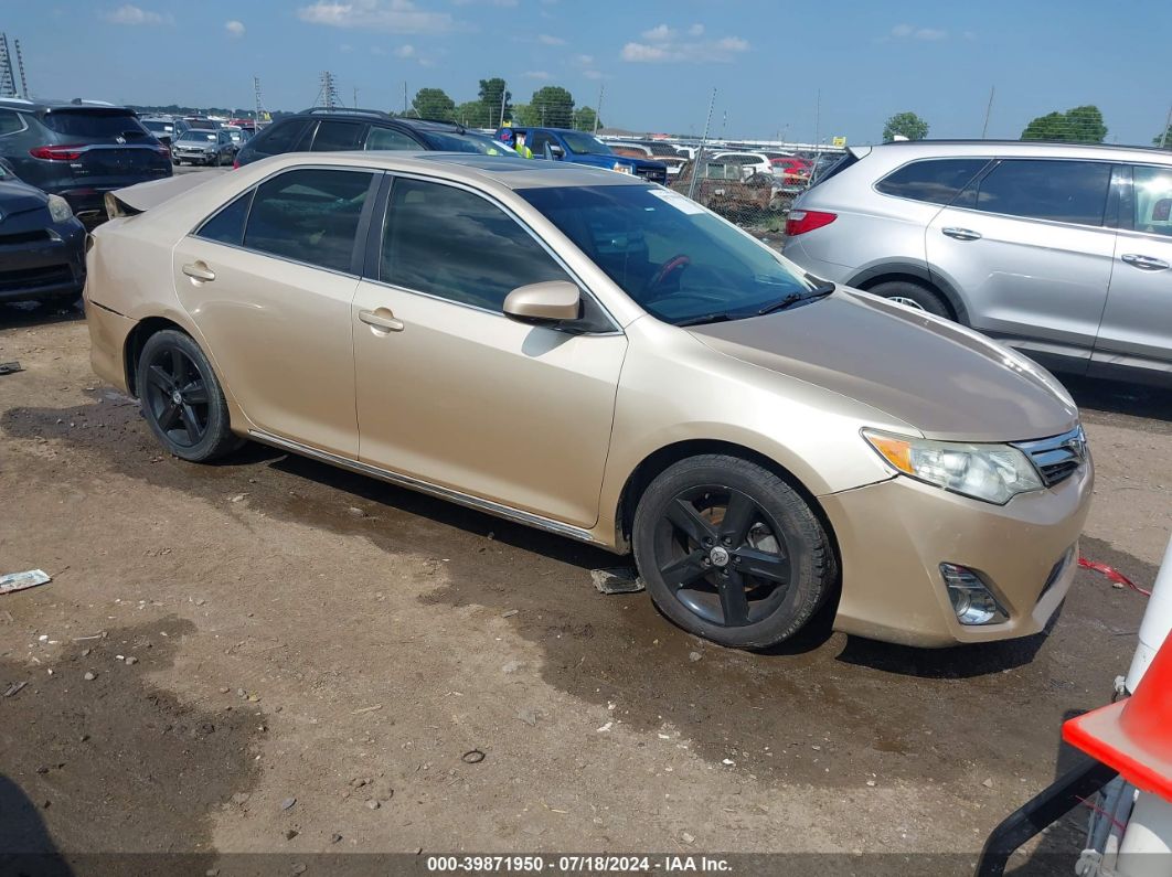 TOYOTA CAMRY 2012