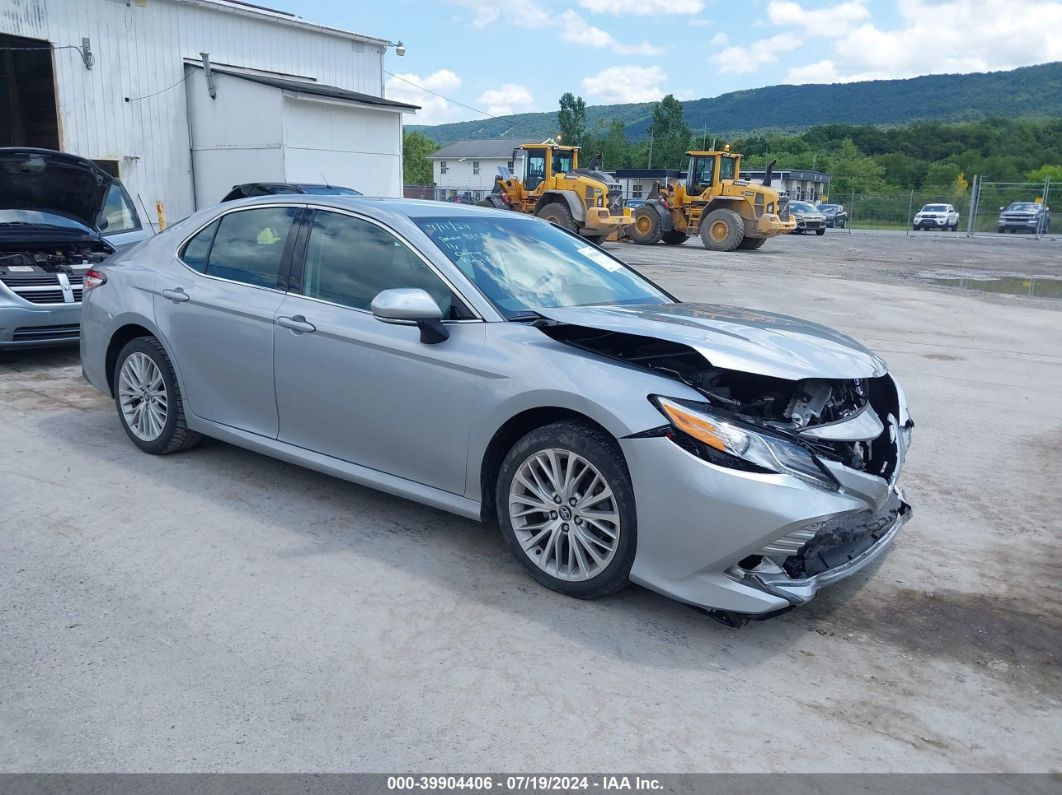 TOYOTA CAMRY 2020