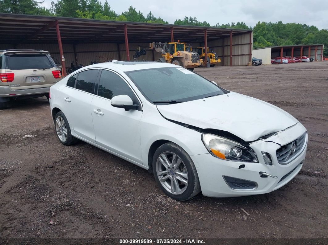 VOLVO S60 2013