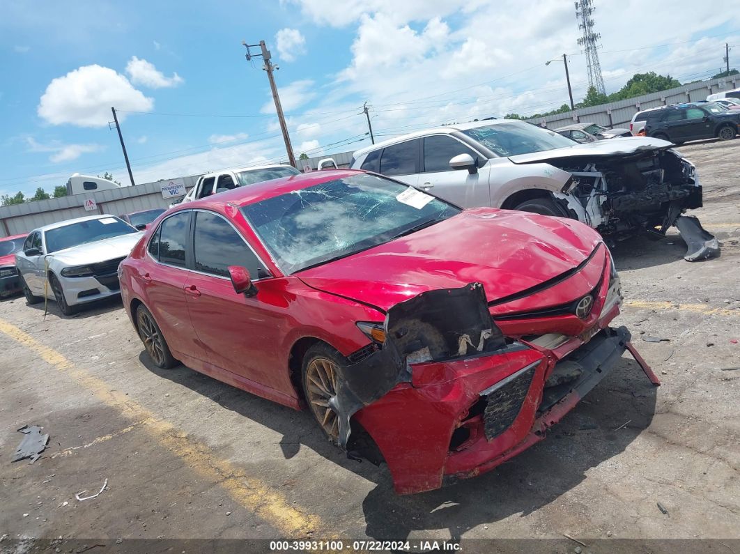 TOYOTA CAMRY 2021