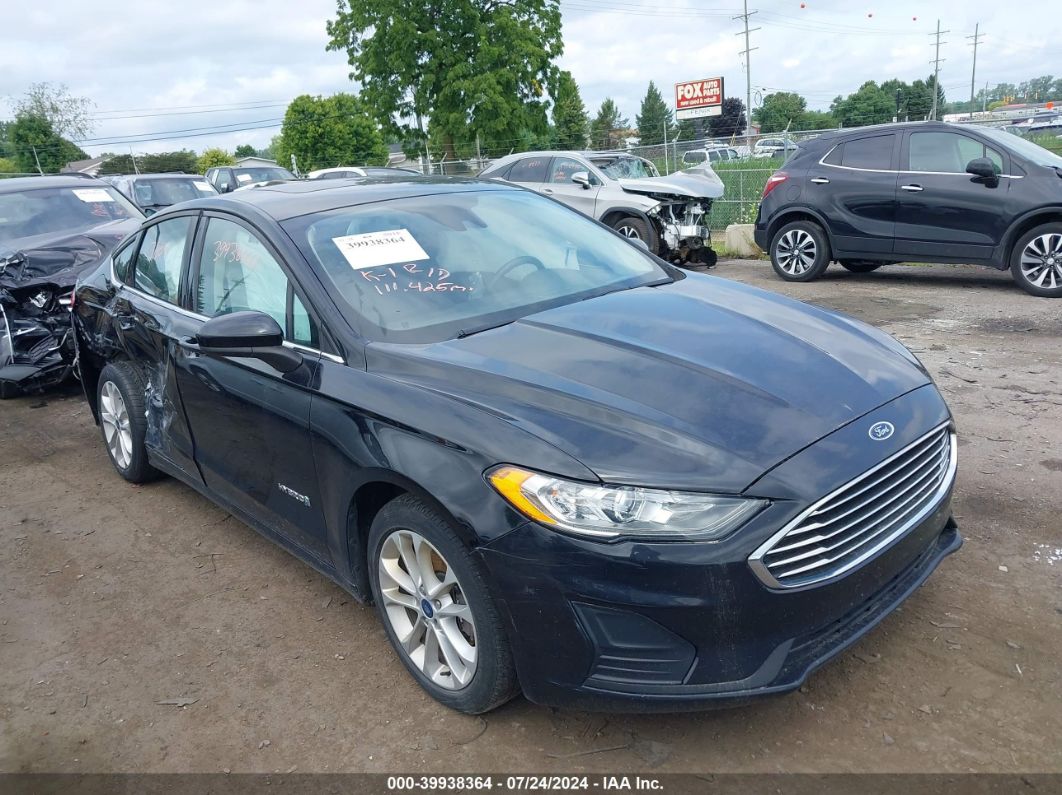 FORD FUSION HYBRID 2019