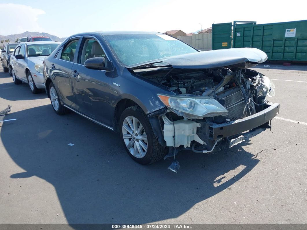 TOYOTA CAMRY HYBRID 2012