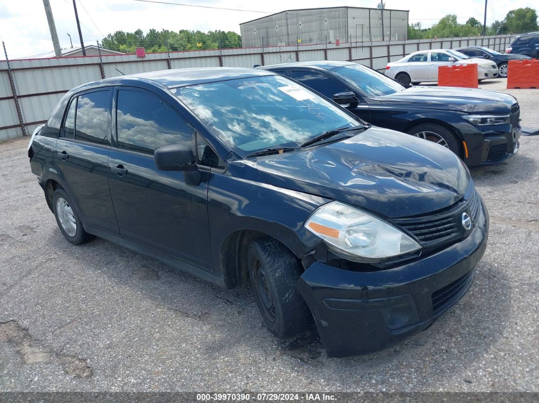 NISSAN VERSA 2011