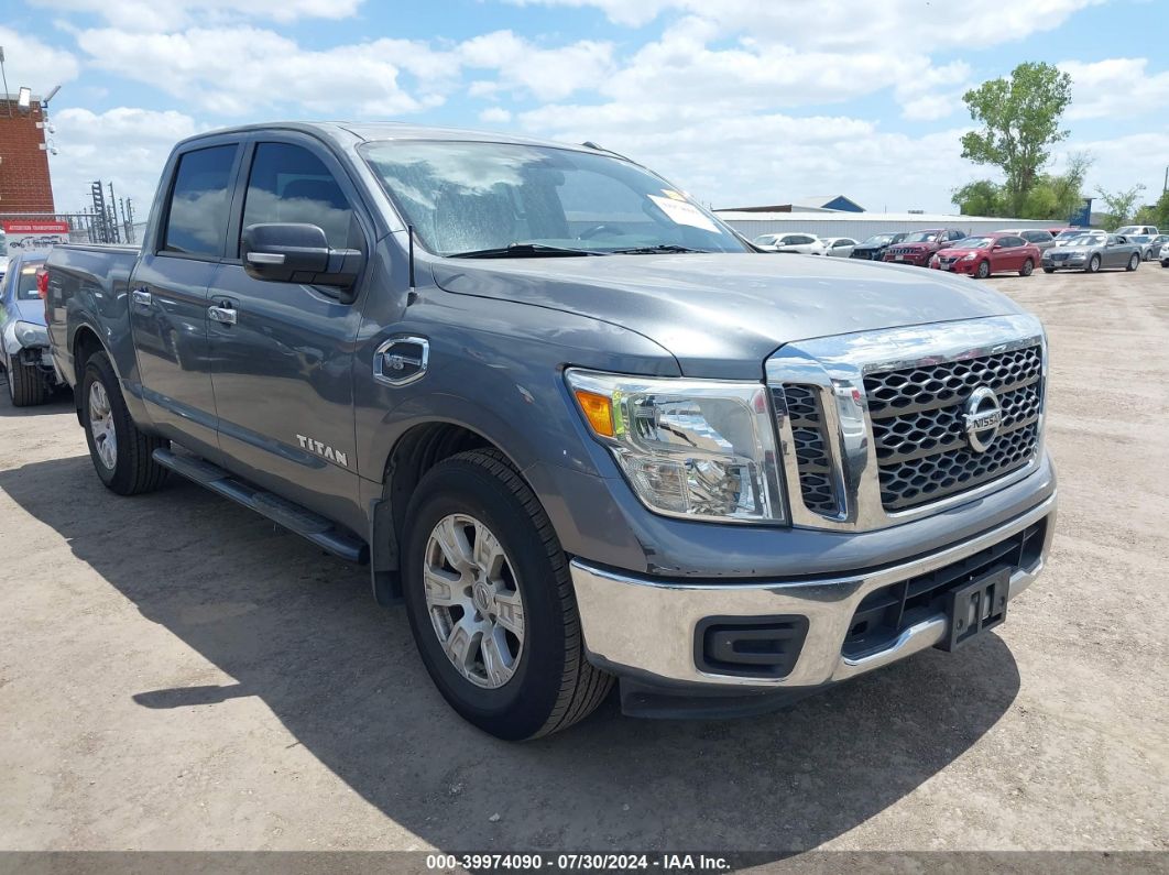 NISSAN TITAN 2017