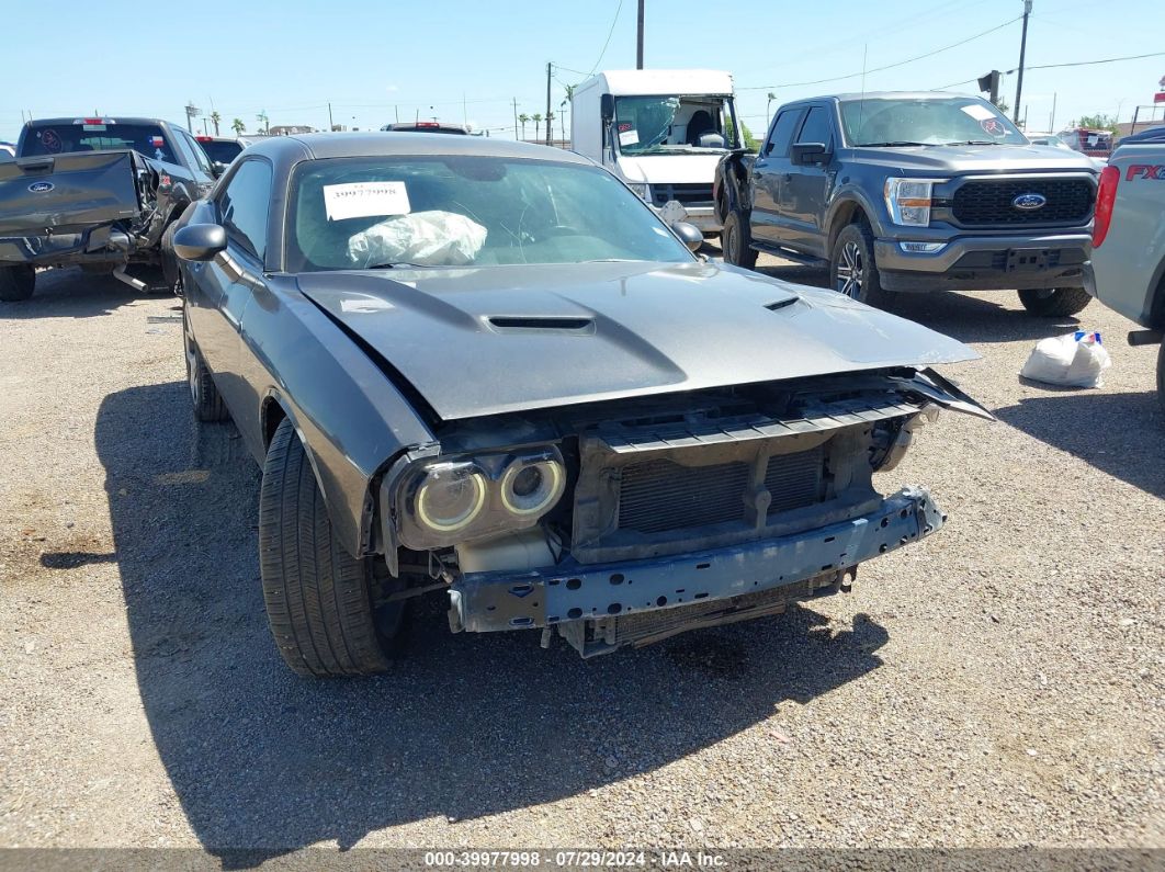 DODGE CHALLENGER 2015