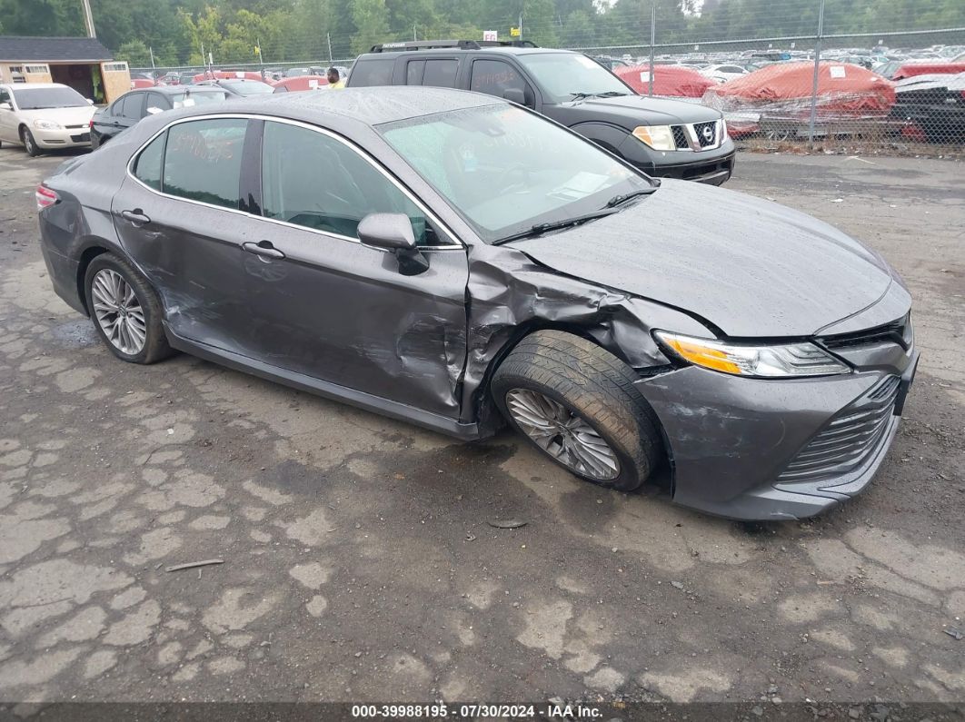 TOYOTA CAMRY 2019