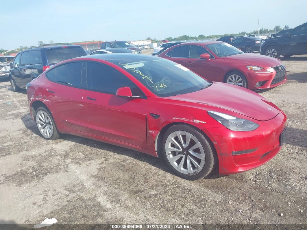 TESLA MODEL 3 2022