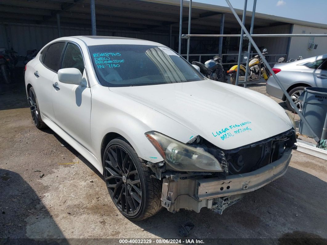 INFINITI M37 2013