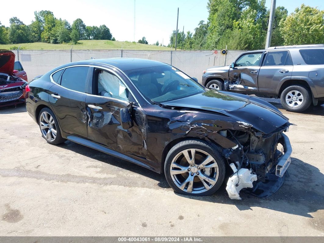 INFINITI M37X 2013