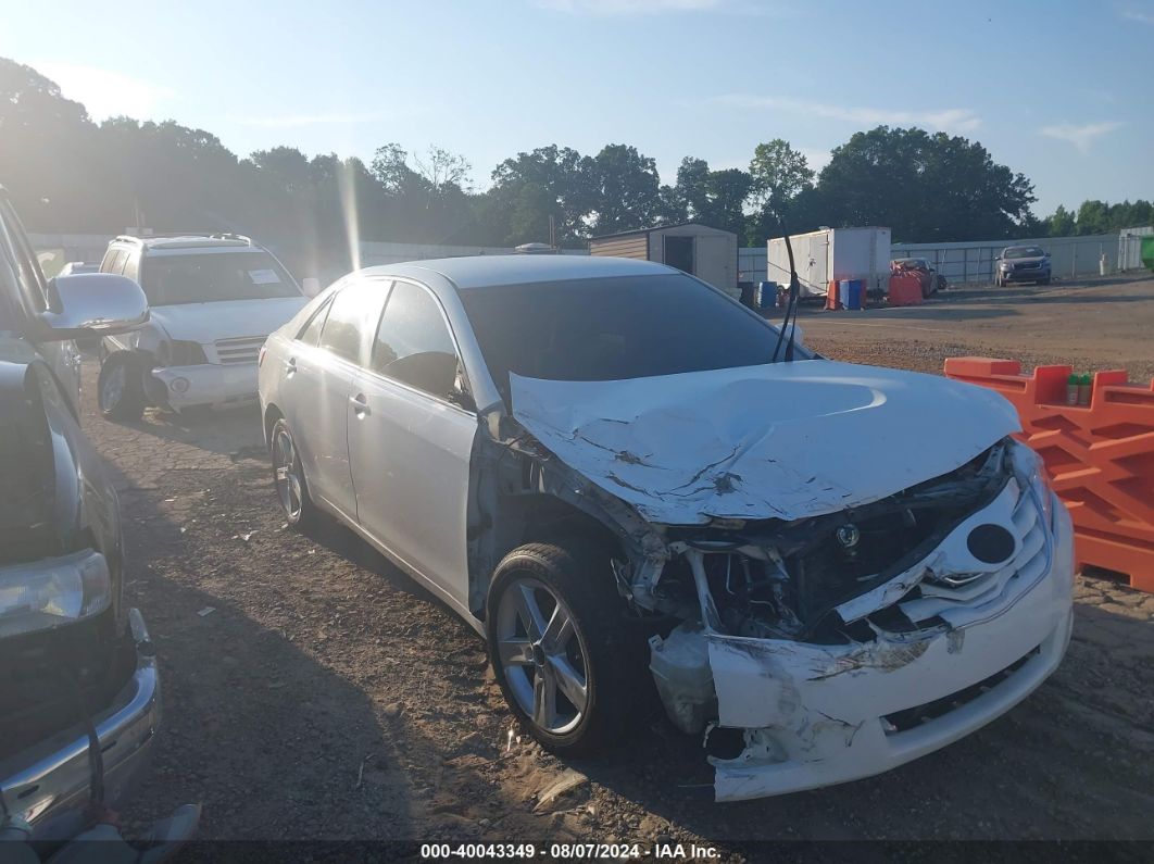 TOYOTA CAMRY 2011