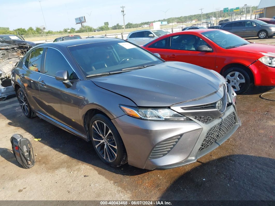 TOYOTA CAMRY 2019