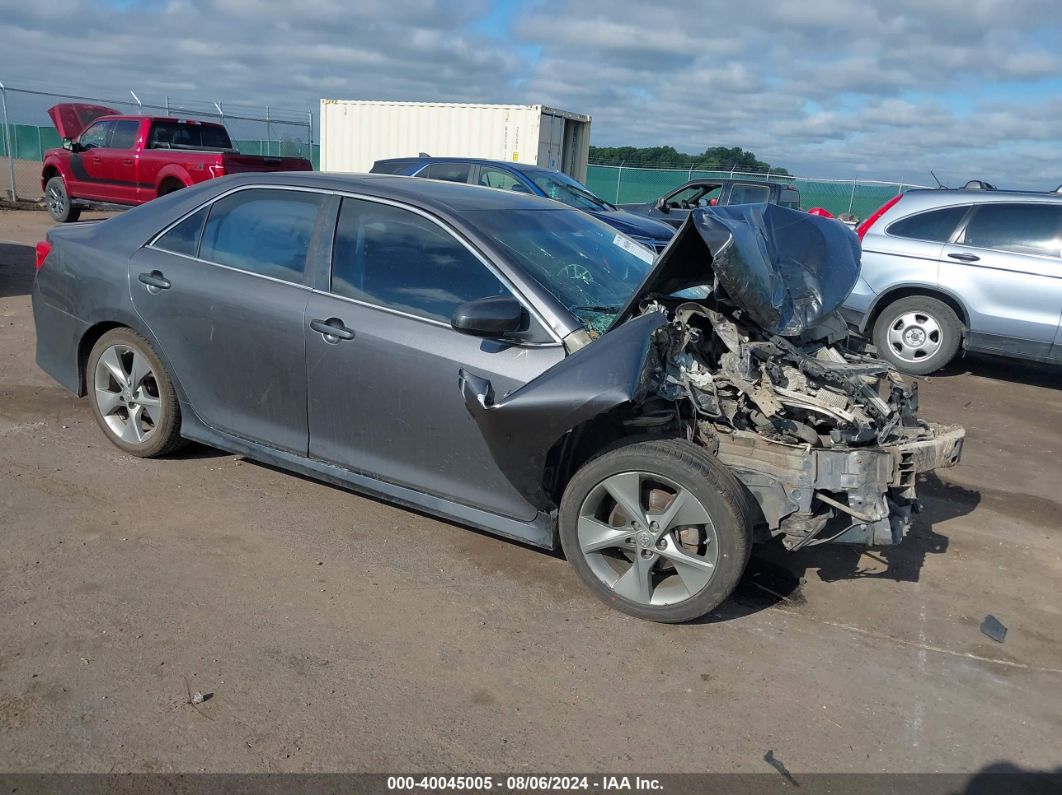 TOYOTA CAMRY 2014