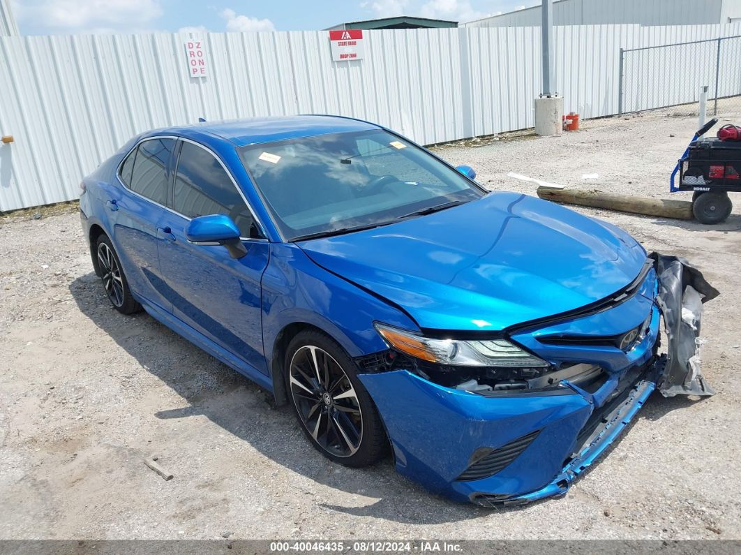 TOYOTA CAMRY 2019