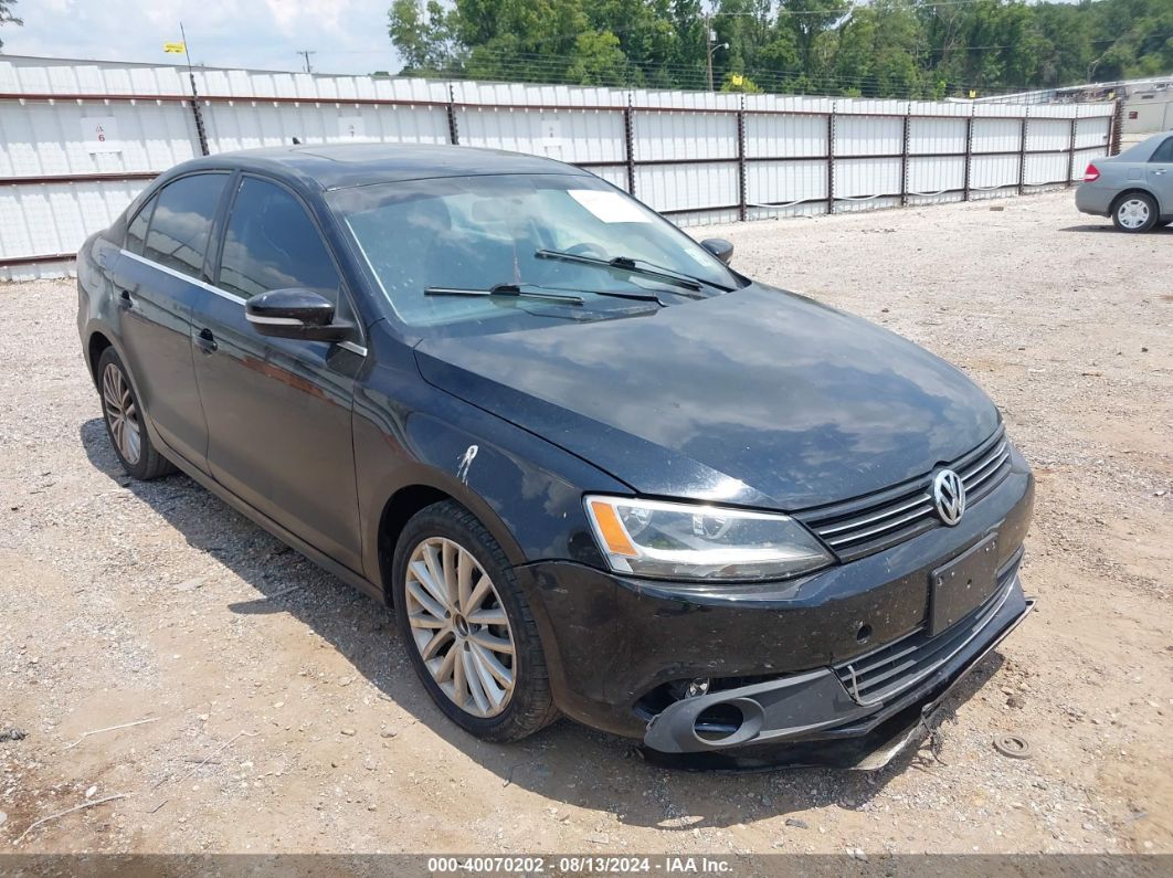 VOLKSWAGEN JETTA 2011