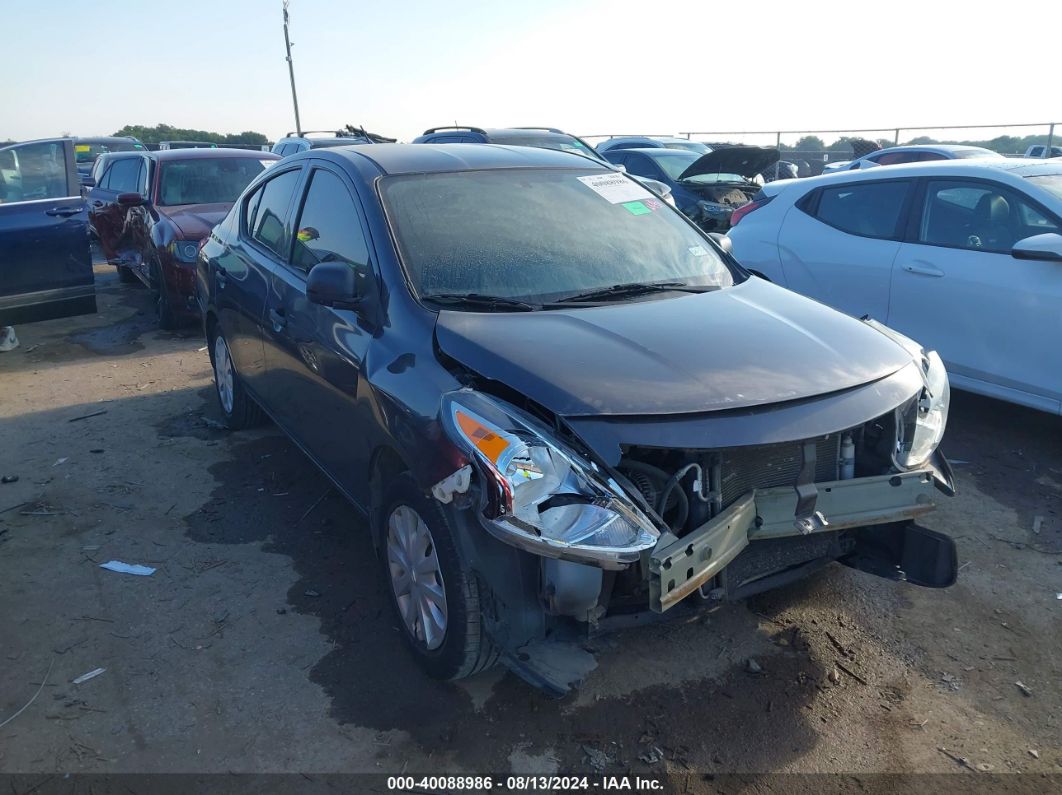 NISSAN VERSA 2015