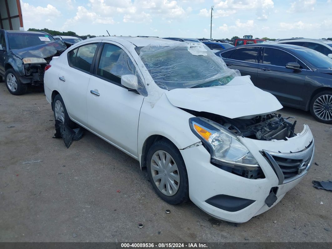 NISSAN VERSA 2017