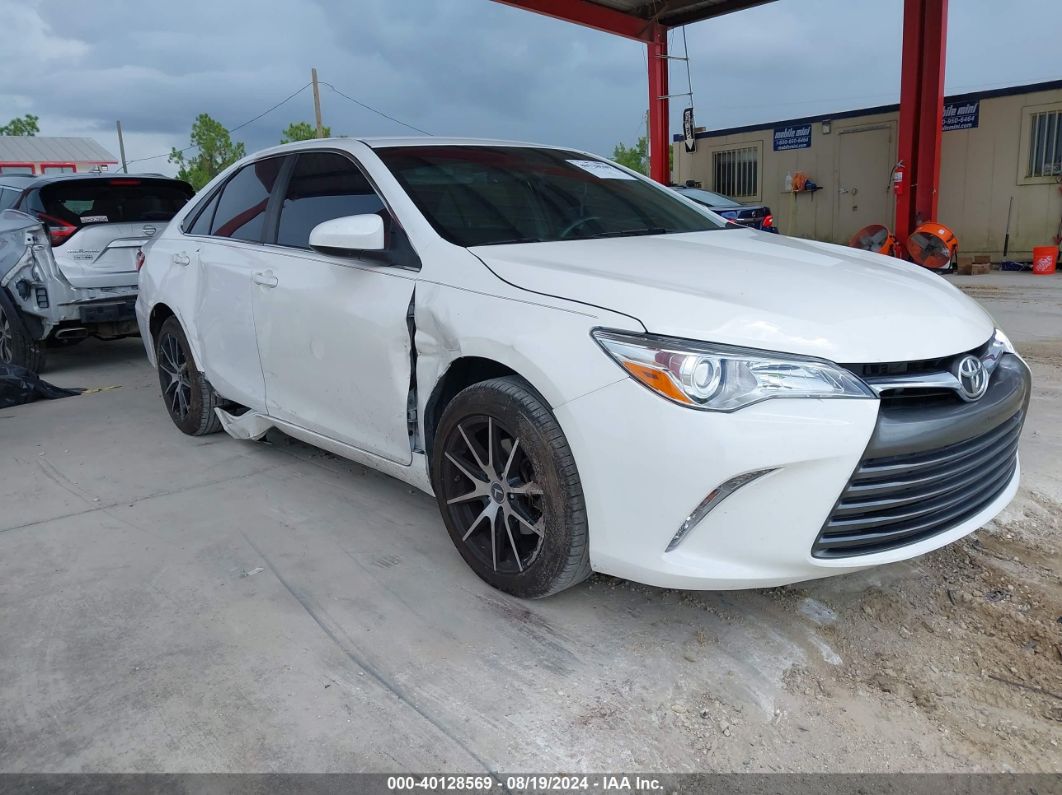 TOYOTA CAMRY 2015