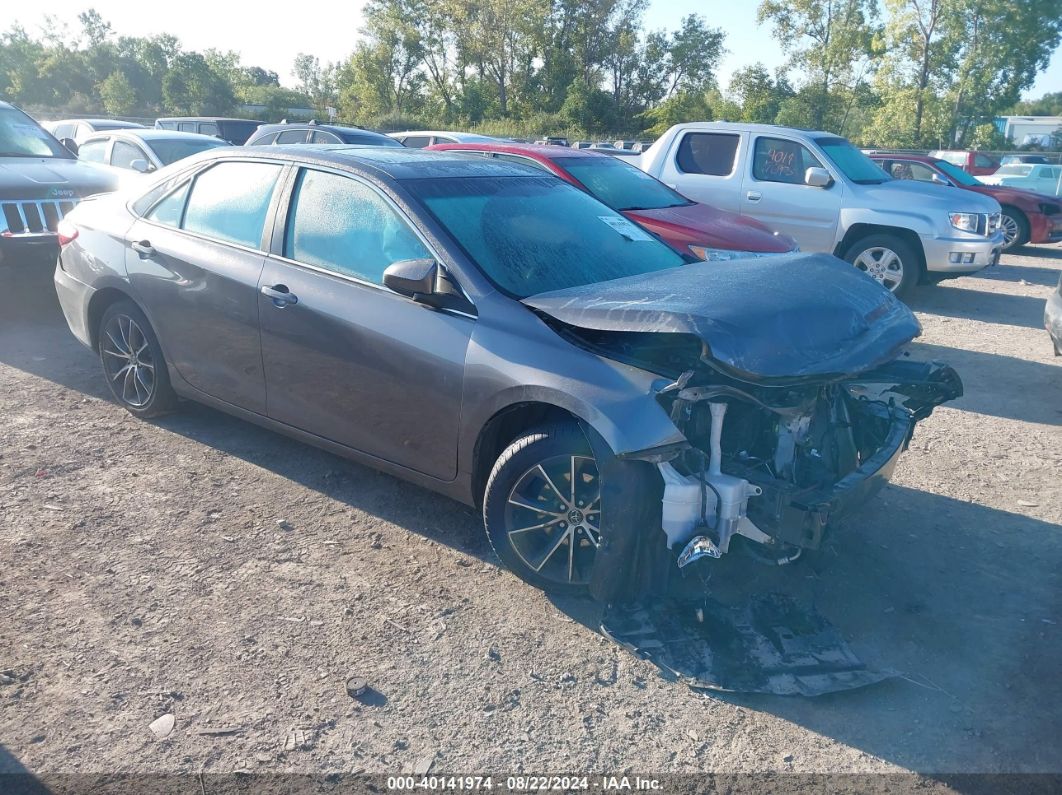 TOYOTA CAMRY 2015