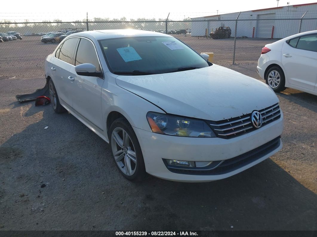 VOLKSWAGEN PASSAT 2014