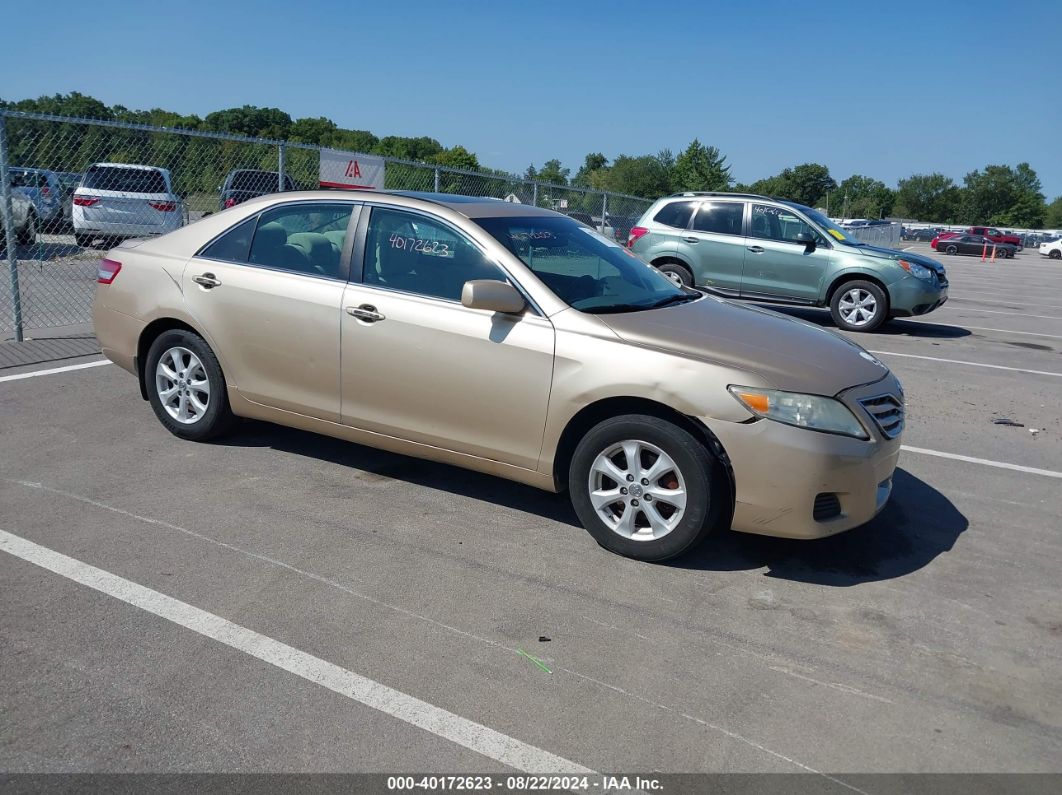 TOYOTA CAMRY 2011