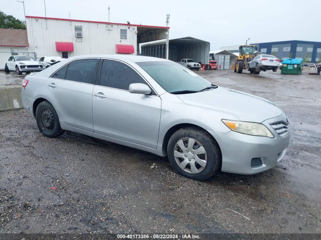 TOYOTA CAMRY 2010