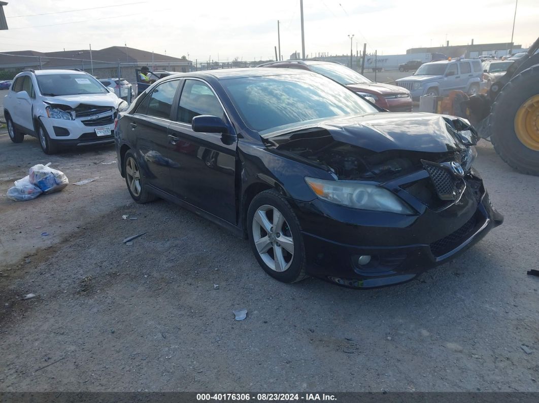 TOYOTA CAMRY 2011