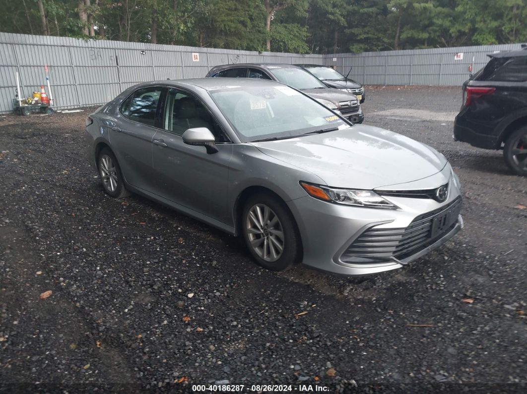 TOYOTA CAMRY 2021