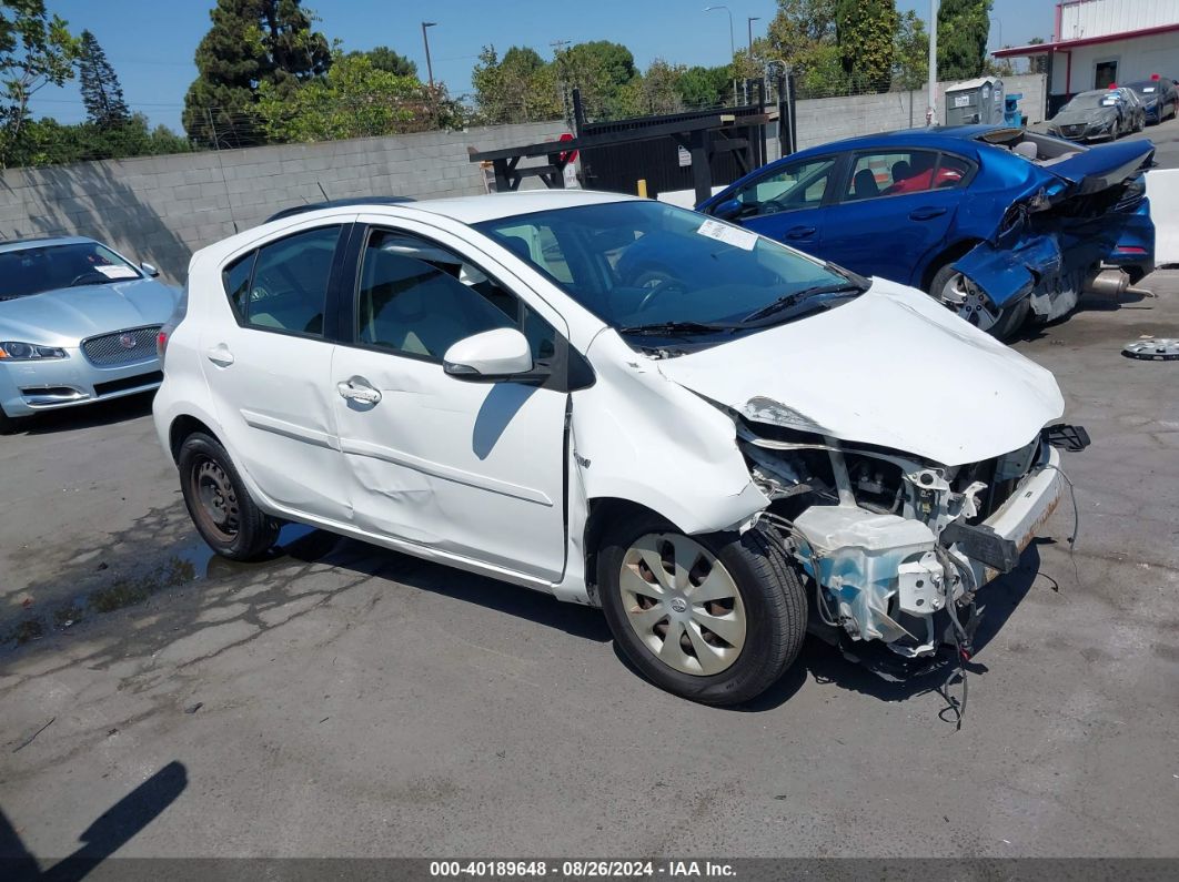 TOYOTA PRIUS C 2013