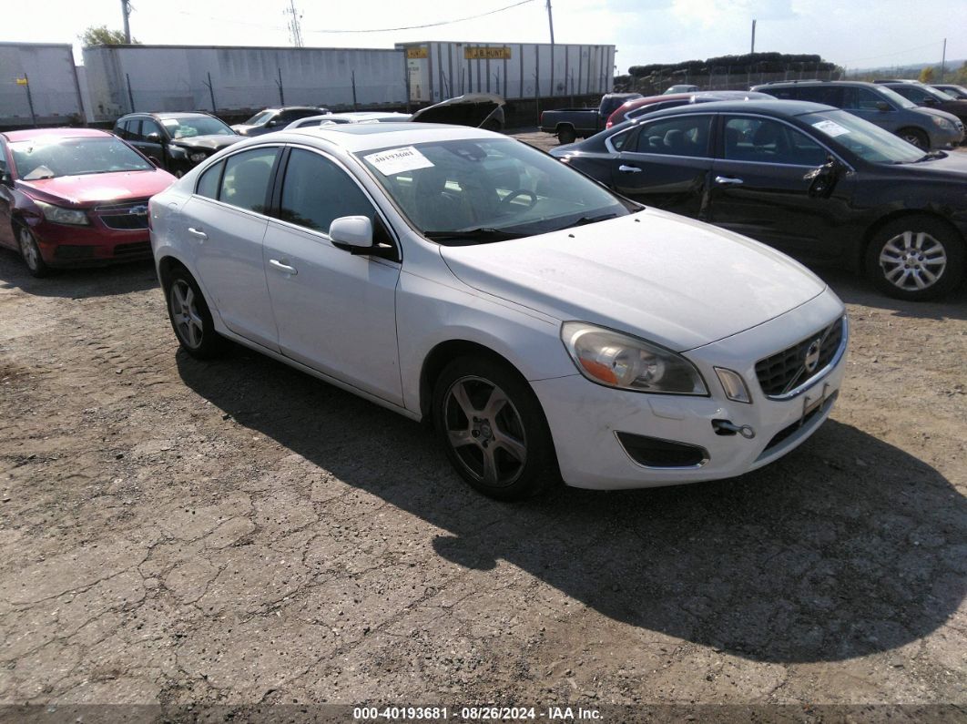 VOLVO S60 2013