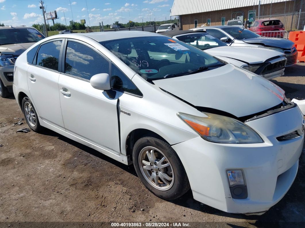 TOYOTA PRIUS 2011